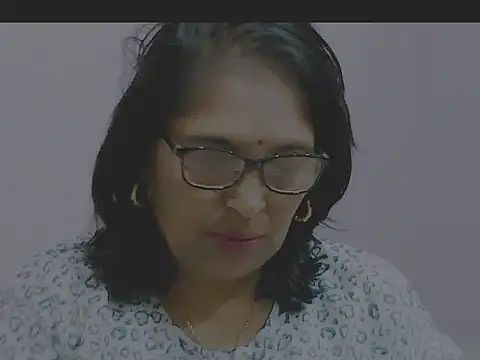 Snapshot of sexy69hotmum chatting on January 28, 3:25 pm sexy69hotmum online show from January 28, 3:25 pm
