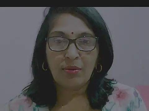 Snapshot of sexy69hotmum chatting on February 20, 1:19 pm sexy69hotmum online show from February 20, 1:19 pm