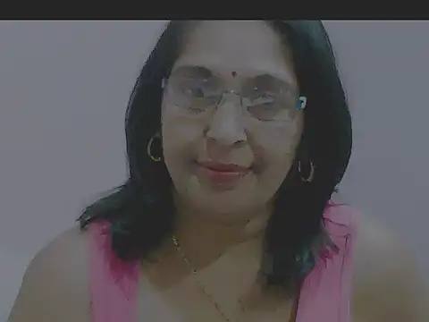 Snapshot of sexy69hotmum chatting on February 28, 10:52 am sexy69hotmum online show from February 28, 10:52 am