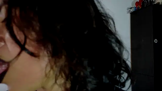 fantasty nylon online show from February 4, 9:31 pm