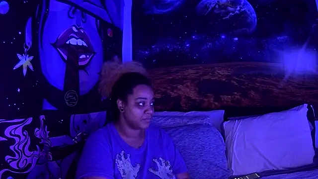 AutumnHart online show from December 19, 2:02 pm