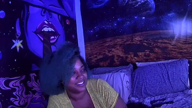 AutumnHart online show from January 1, 5:44 pm