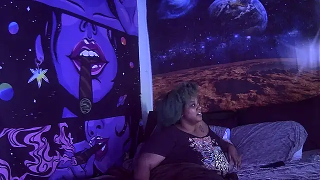 AutumnHart online show from February 7, 8:20 pm