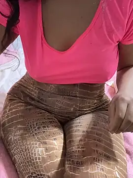 Snapshot of Isabellafantazy chatting on December 11, 5:48 pm Isabellafantazy online show from December 11, 5:48 pm