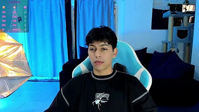 Franco Rizzo  online show from January 7, 7:49 pm