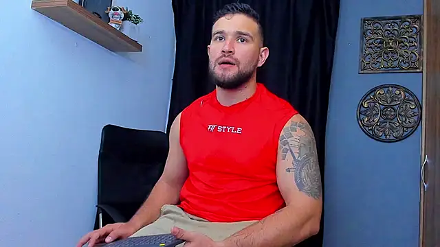 AndrewDiaz online show from March 4, 11:22 pm