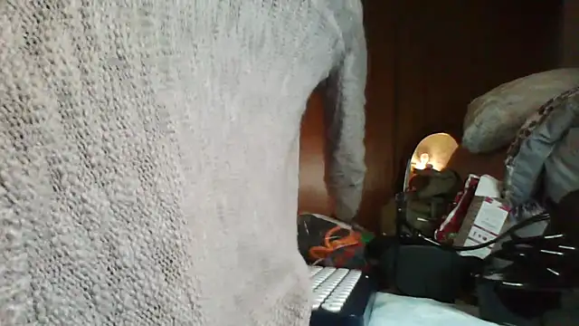 SmokeShow686 online show from December 22, 6:28 am