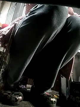 SmokeShow686 online show from March 3, 12:48 pm