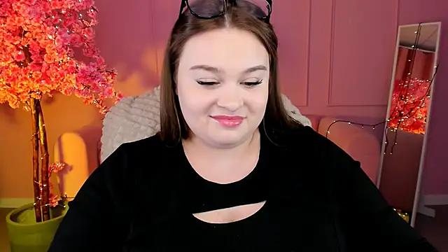 KimberlyMaran online show from December 28, 3:26 pm