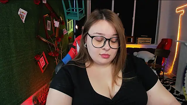 KimberlyMaran online show from February 22, 9:12 am