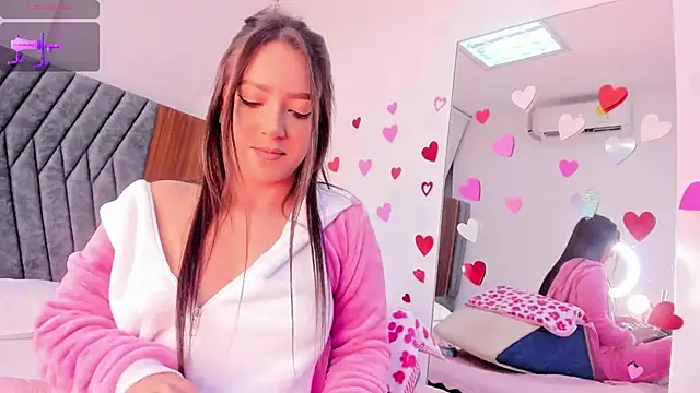 Snapshot of Hilary_Smile_ chatting on March 9, 2:18 am Hilary Smile online show from March 9, 2:18 am