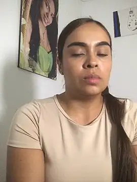 JuanaSimons online show from July 1, 1:29 am
