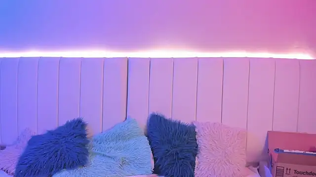 CAMILLEN PETTID online show from October 15, 11:16 pm