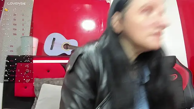 Snapshot of Andrefoxx_ chatting on November 5, 3:06 am Andrefoxx online show from November 5, 3:06 am