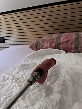 parejamlga58 online show from April 3, 1:42 pm