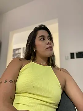 Snapshot of Emilia_Bakerr chatting on February 10, 6:35 pm Emilia Bakerr online show from February 10, 6:35 pm