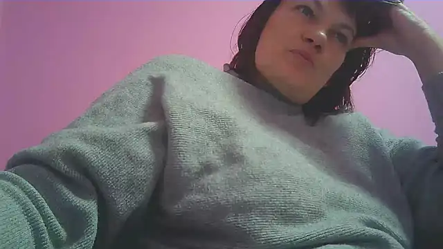 Lucinka1 online show from December 1, 4:29 pm