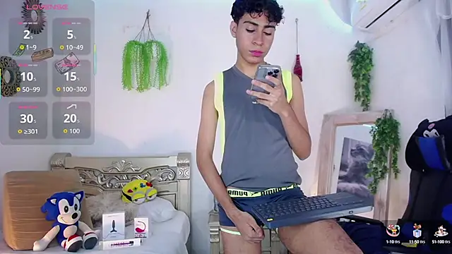 huge armound online show from October 17, 4:59 am