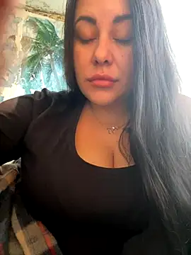 DaisyStreet online show from November 3, 8:59 am