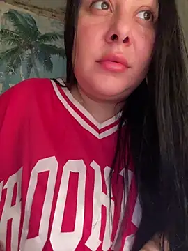 DaisyStreet online show from November 23, 11:04 pm