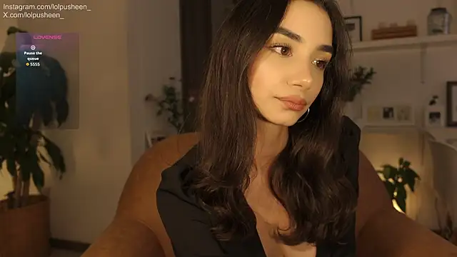 JulietteDee online show from March 30, 9:38 pm