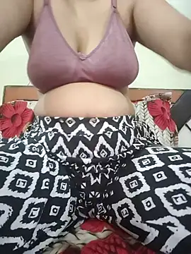 Snapshot of jenny4you chatting on July 6, 3:14 am jenny4you online show from July 6, 3:14 am