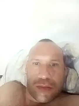 DinoSaurio0941 online show from January 19, 5:00 am