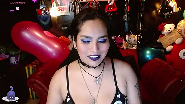 kureiji hentaii online show from December 3, 12:51 am