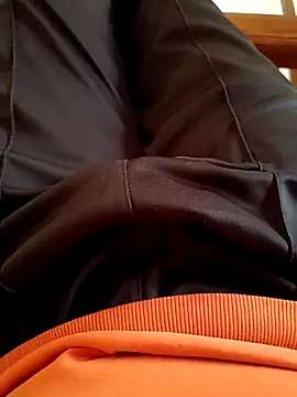 Alonesexyboy1 online show from January 30, 9:15 am