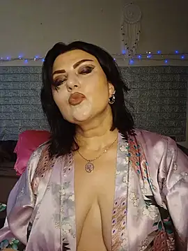 Snapshot of kataleya94 chatting on June 20, 12:19 pm kataleya94 online show from June 20, 12:19 pm