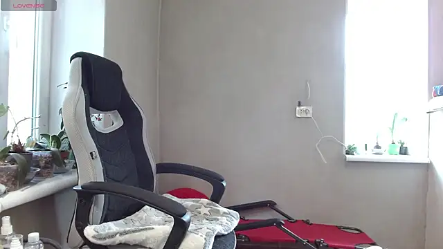 Snapshot of RosaJil chatting on July 8, 2:43 pm RosaJil online show from July 8, 2:43 pm