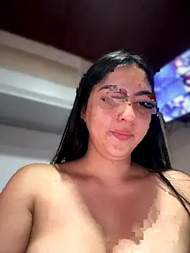 Snapshot of MarianaBenz chatting on January 7, 11:40 pm MarianaBenz online show from January 7, 11:40 pm