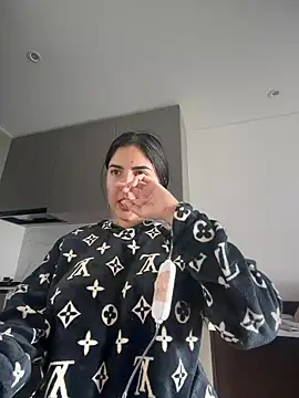 Snapshot of MarianaBenz chatting on February 17, 3:19 pm MarianaBenz online show from February 17, 3:19 pm