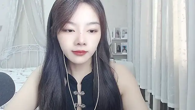 Snapshot of Jenny-Z chatting on June 21, 1:41 am Jenny-Z online show from June 21, 1:41 am