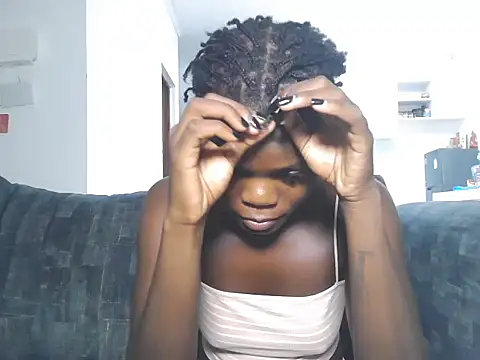 petiteebony 81 online show from December 22, 6:49 pm