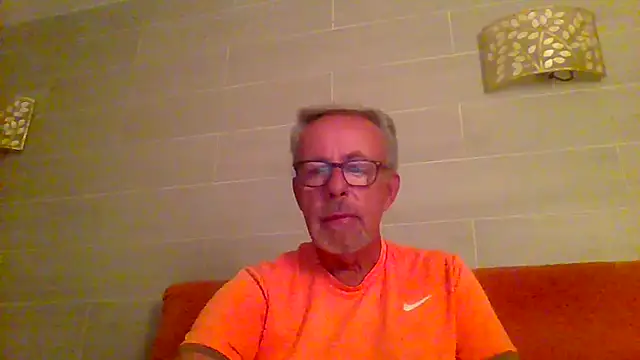 tuggy59 online show from November 30, 5:33 am