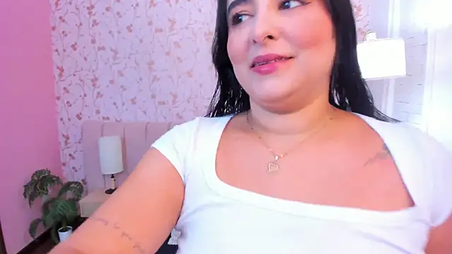 taylor bennet online show from November 30, 11:47 am