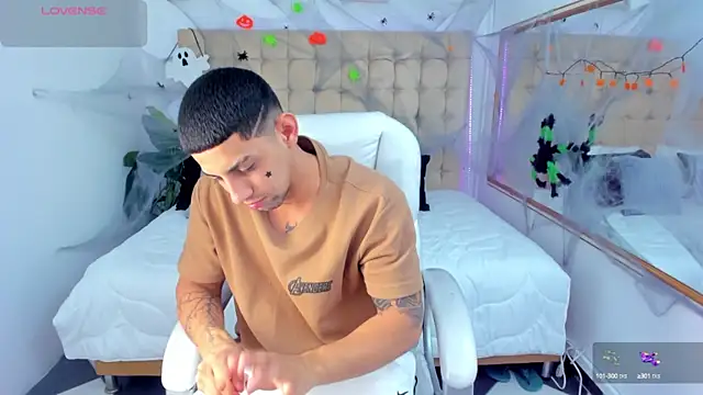 Alex cute77 online show from October 10, 12:04 pm