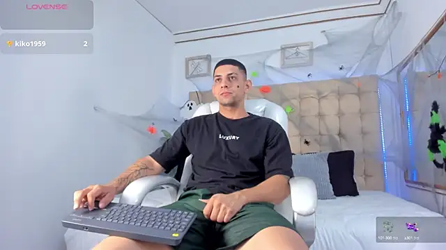 Alex cute77 online show from October 16, 12:39 pm