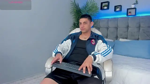 Alex cute77 online show from March 20, 12:21 pm