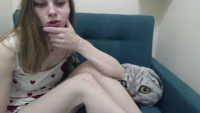 Snapshot of BustyBlondyShow chatting on June 3, 2:33 pm BustyBlondyShow online show from June 3, 2:33 pm