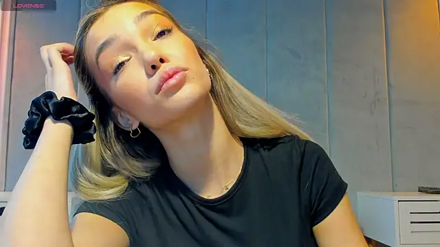 Sassy Teen online show from September 9, 8:36 am