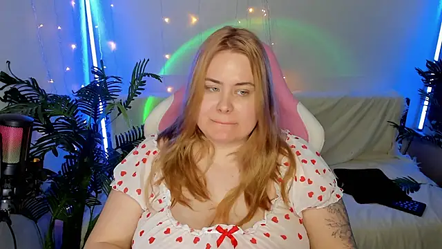 Akemi BBW online show from January 23, 9:39 pm