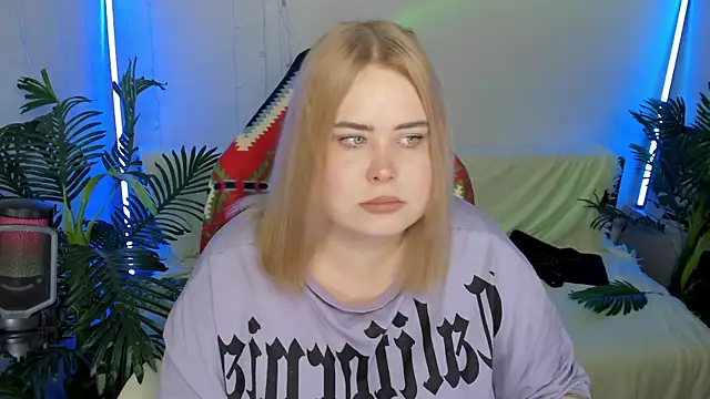 Akemi BBW online show from February 9, 7:19 pm