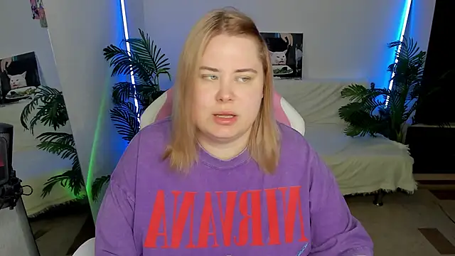 Akemi BBW online show from February 17, 6:37 pm