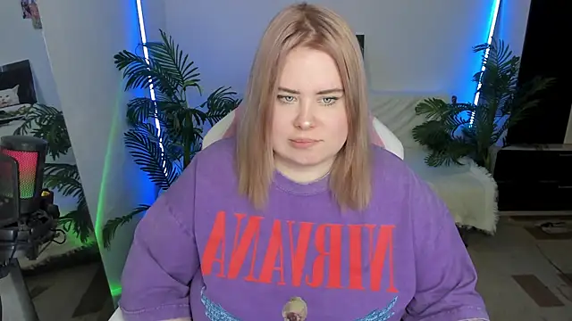 Akemi BBW online show from February 22, 9:26 pm