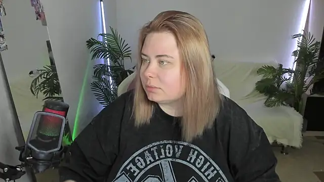 Akemi BBW online show from March 1, 5:49 pm