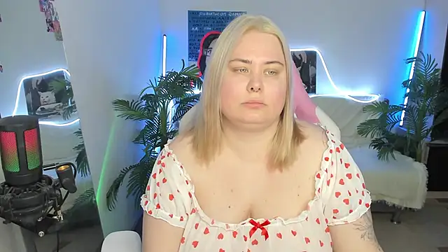 Akemi BBW online show from March 21, 6:07 pm