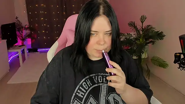 Akemi BBW online show from October 6, 4:37 pm