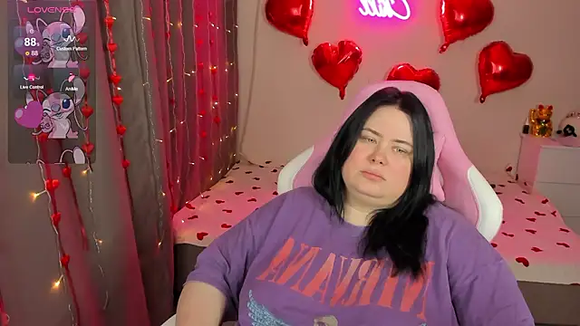 Akemi BBW online show from February 20, 5:15 am